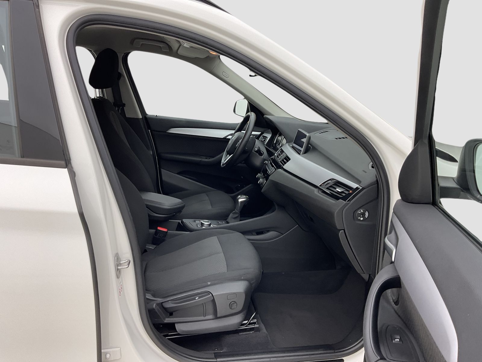 BMW X1 xDrive25e - Samsaru's Car Outlet