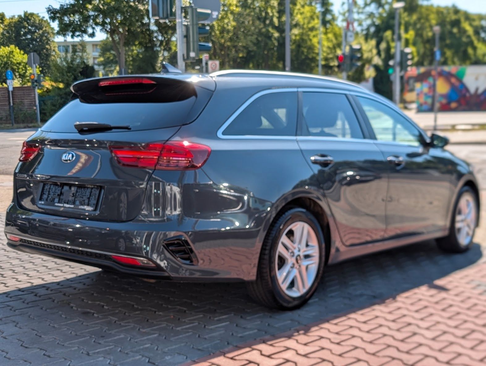 Kia cee'd Sportswagon - Samsaru's Car Outlet