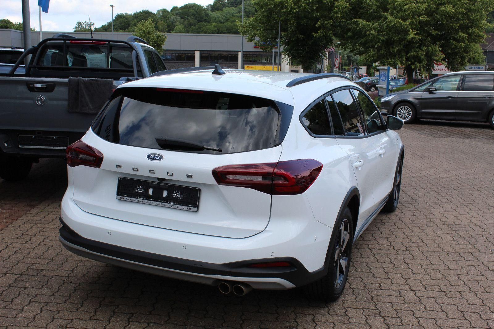 Ford Focus Turnier Active LED Winterpaket Automatik