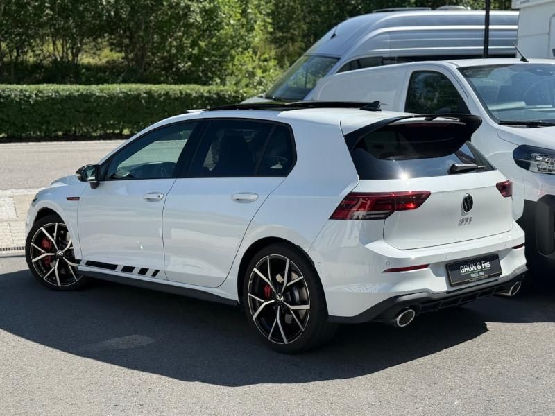 Volkswagen Golf VIII GTI Clubsport - Samsaru's Car Outlet