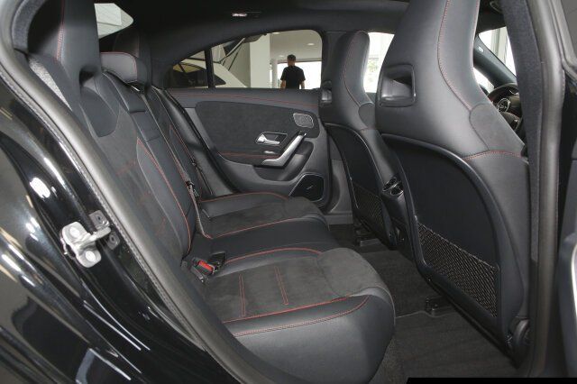 Mercedes-Benz CLA 250 4M Coupé AMG Line - Samsaru's Car Outlet