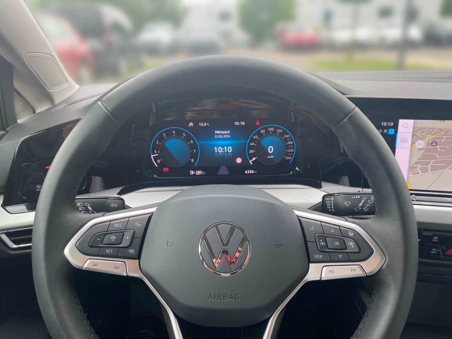 Volkswagen Golf 8 VIII Life 1.5 TSI - Samsaru's Car Outlet