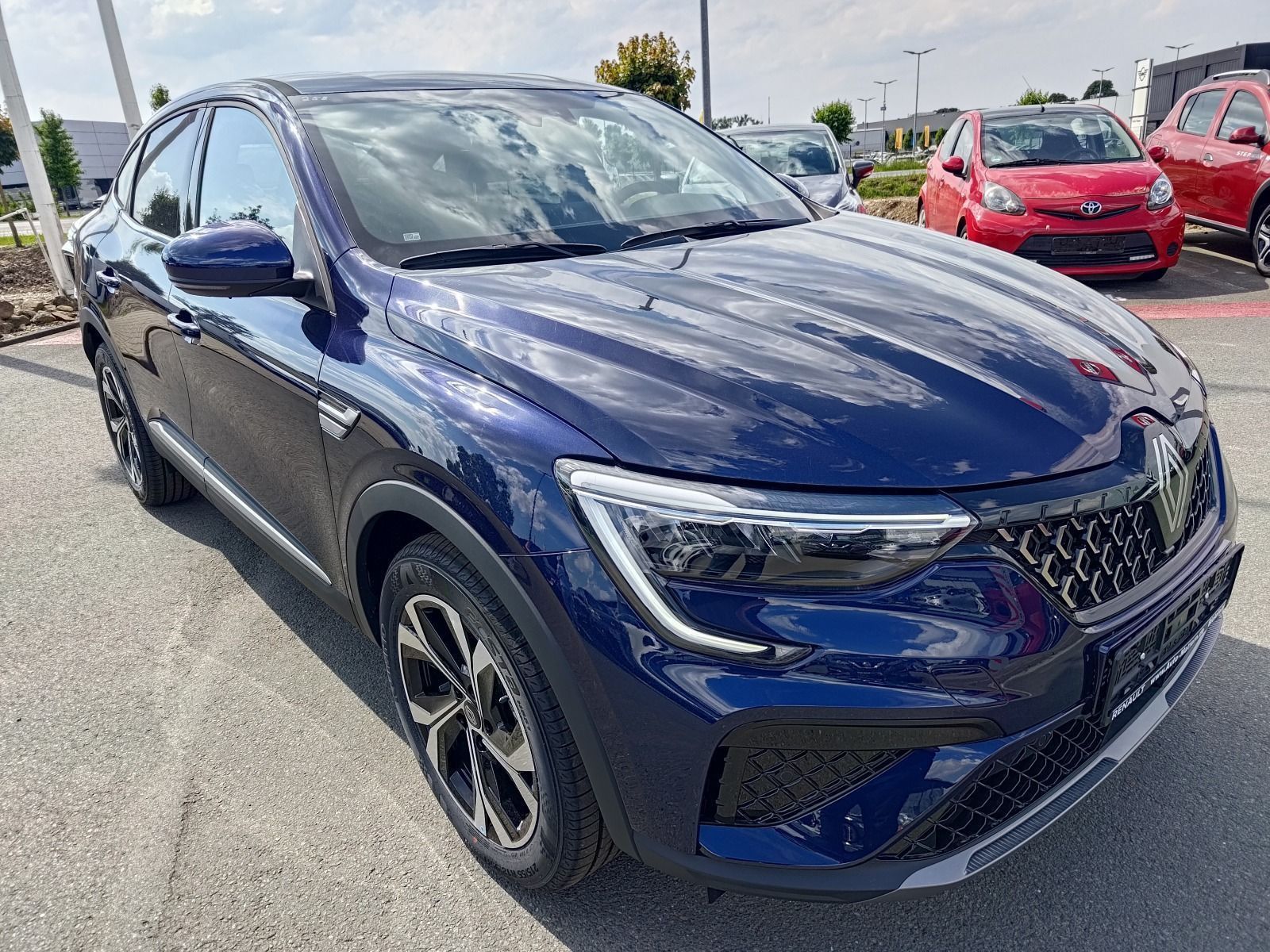 Renault Arkana Techno Mild Hybrid - Samsaru's Car Outlet