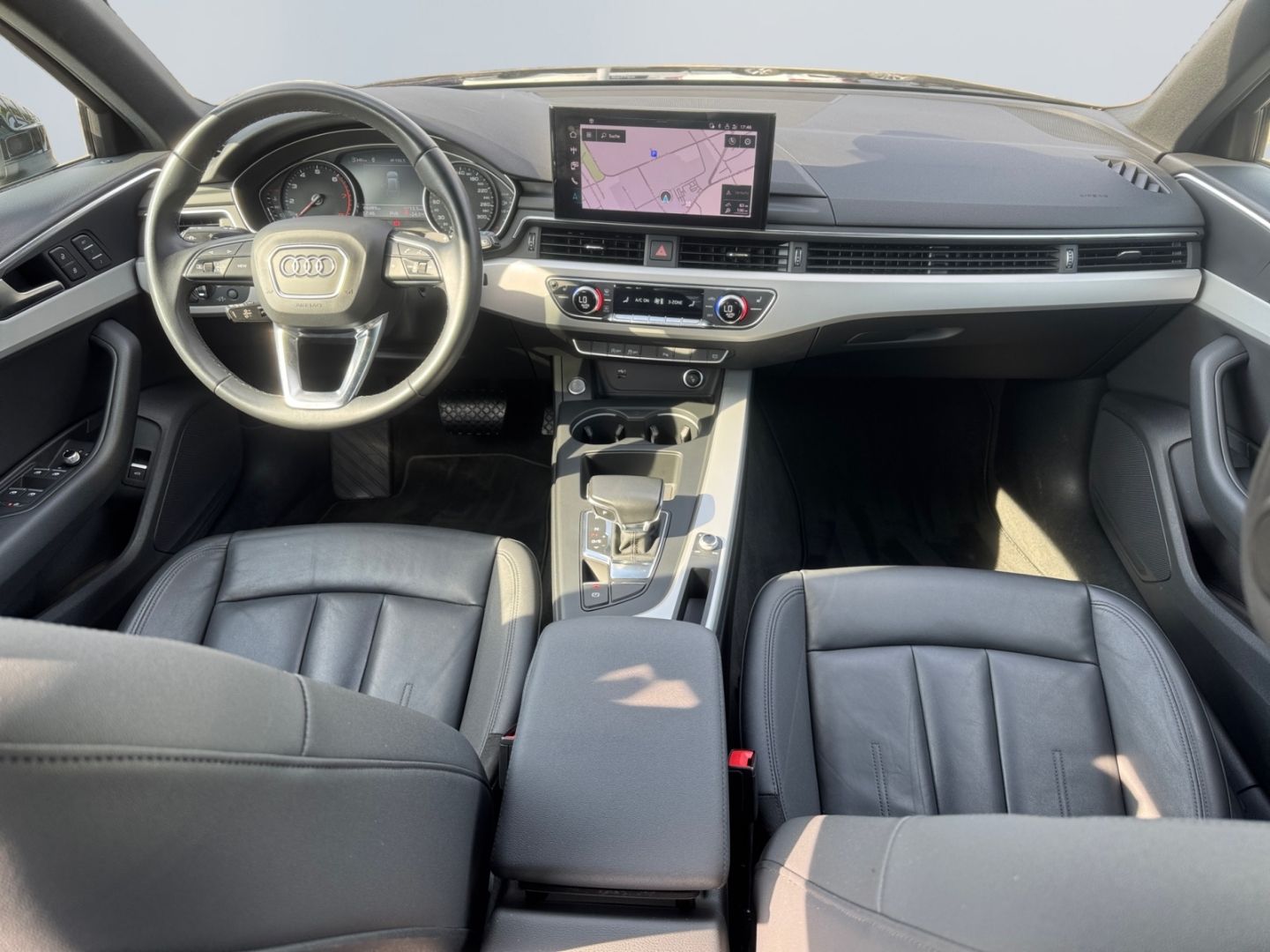 Audi A4 Avant 35 TFSI S tronic advanced - Samsaru's Car Outlet