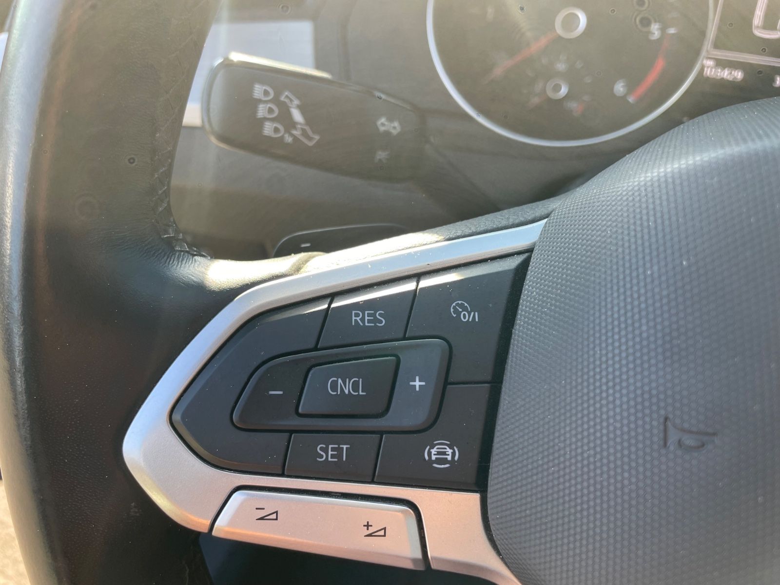Volkswagen Passat Variant - Samsaru's Car Outlet