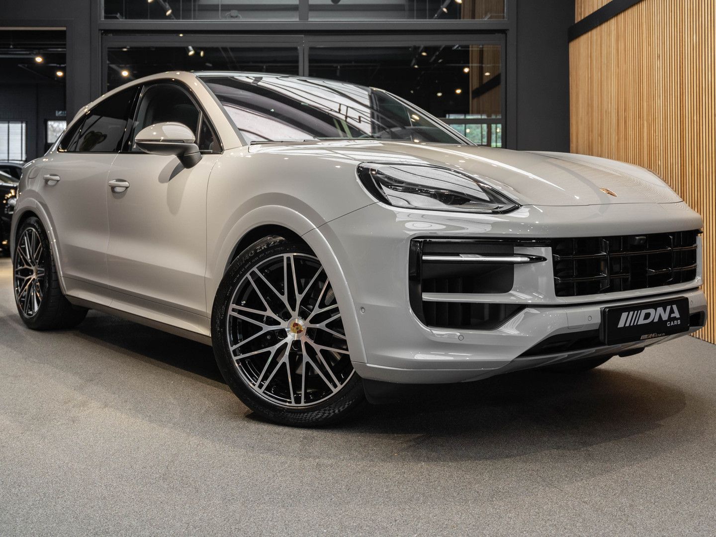 Porsche Cayenne Coupé E-Hybrid Carbon 3.0 E-Hybrid Pano