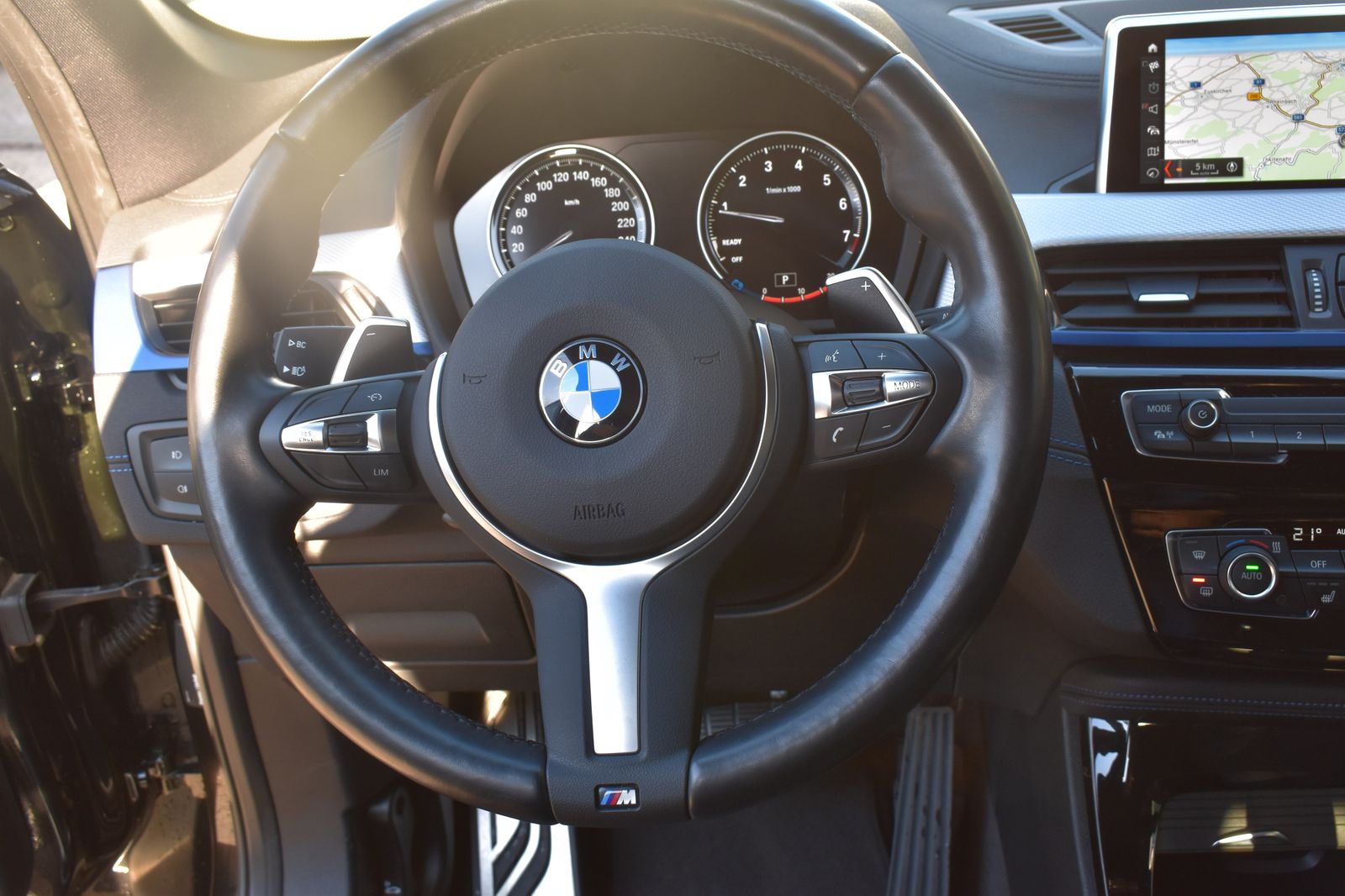 BMW X1 xDrive25i M Sportpaket - Samsaru's Car Outlet