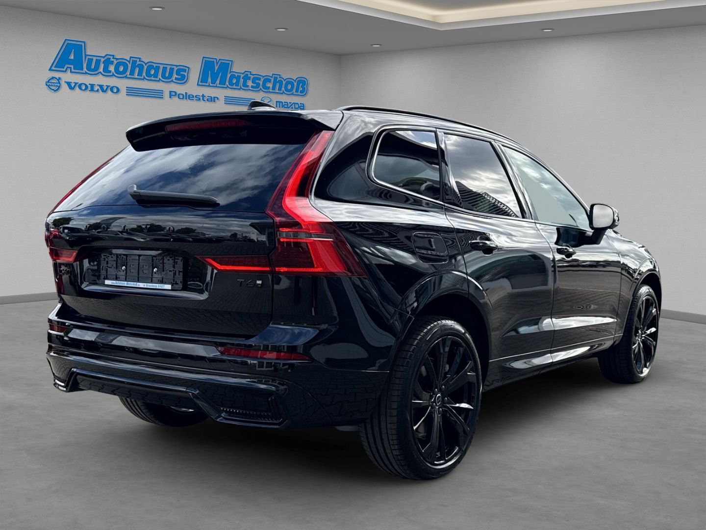 Volvo XC60 Ultra Black Edition Recharge Plug-In Hybrid