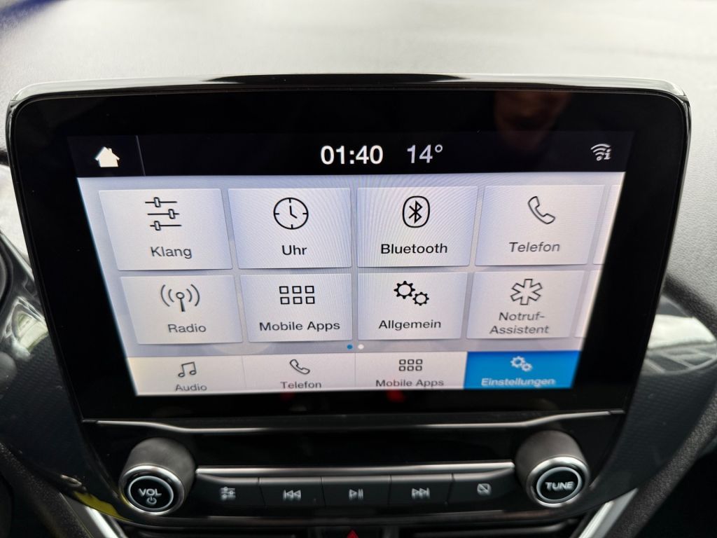 Ford Fiesta 1.0 EcoBoost Hybrid S&S Aut. - Samsaru's Car Outlet