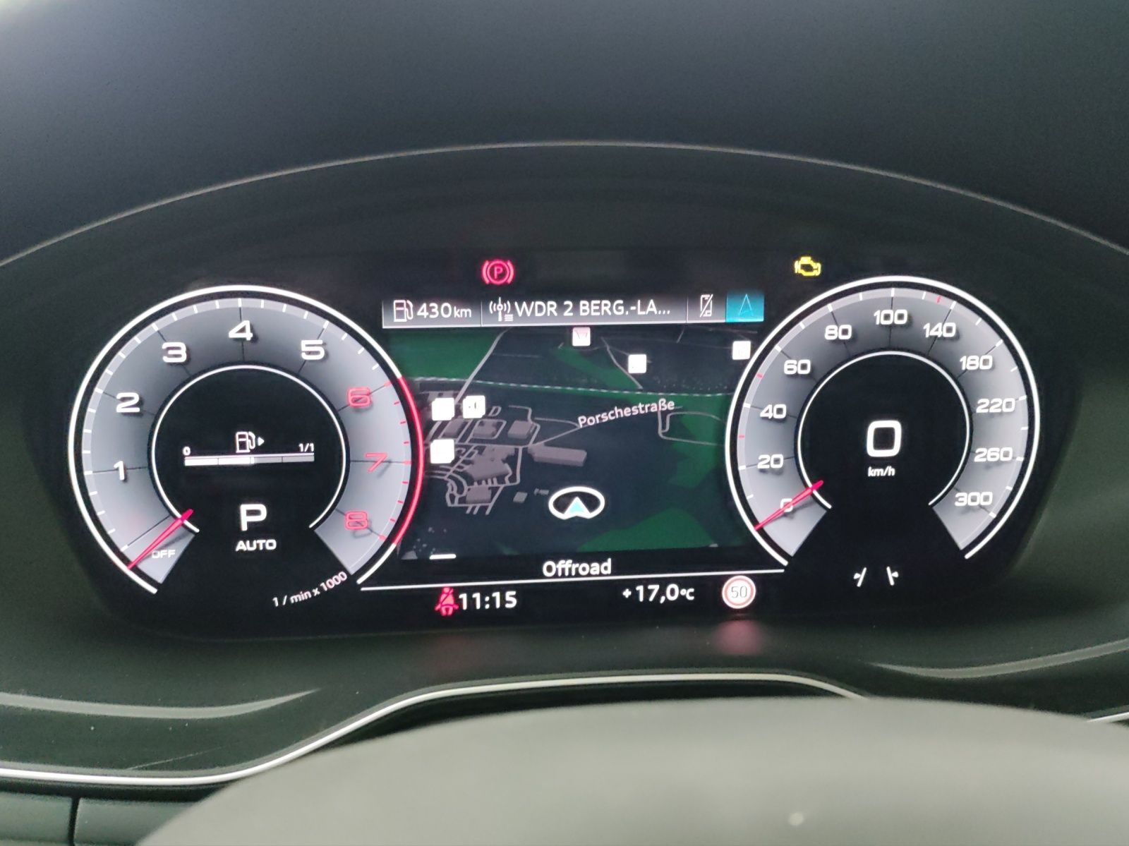 Audi A4 Avant 40 TFSI Q S LINE MATRIX KAMERA AHK LM19
