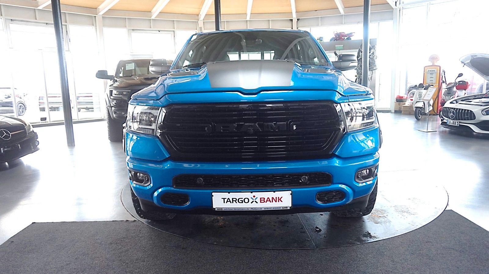 Dodge RAM 1500 HEMI 5.7l Crew-Cab*4x4*Navi*Alu20*AHK