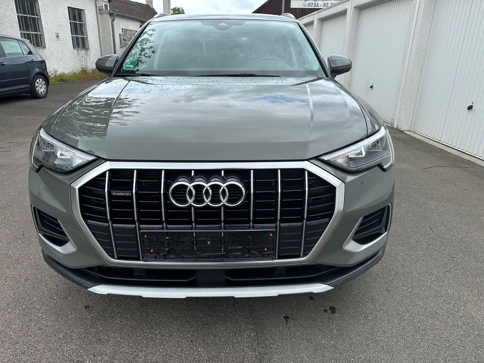 Audi Q3 35 TDI quattro advanced - Samsaru's Car Outlet