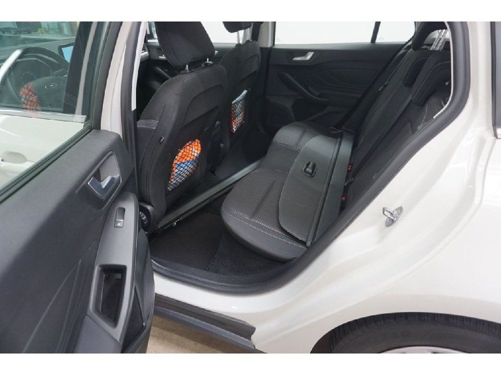 Ford Focus 2.0 EcoBlue - Samsaru's Car Outlet