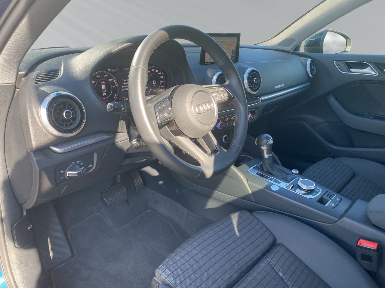 Audi A3 Sportback 40 e-tron sport S tronic - Samsaru's Car Outlet