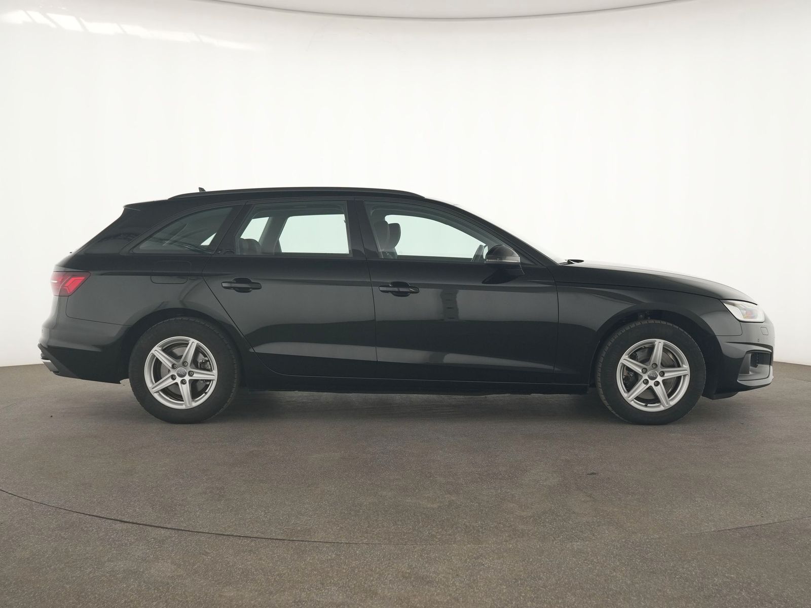 Audi A4 Plus - Samsaru's Car Outlet