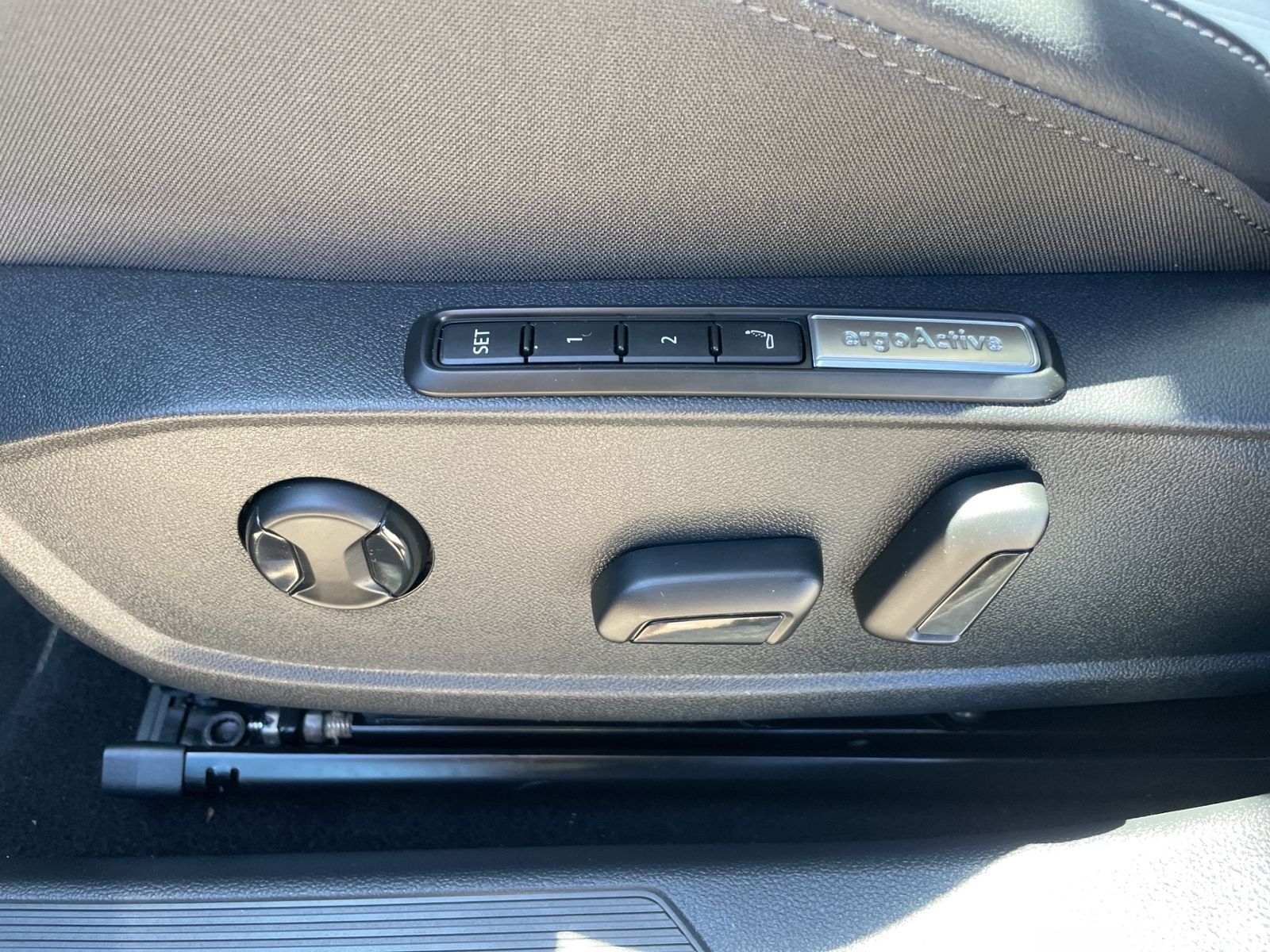 Volkswagen Golf VIII Variant 2.0 TSI 4Motion Style +DSG+AHK
