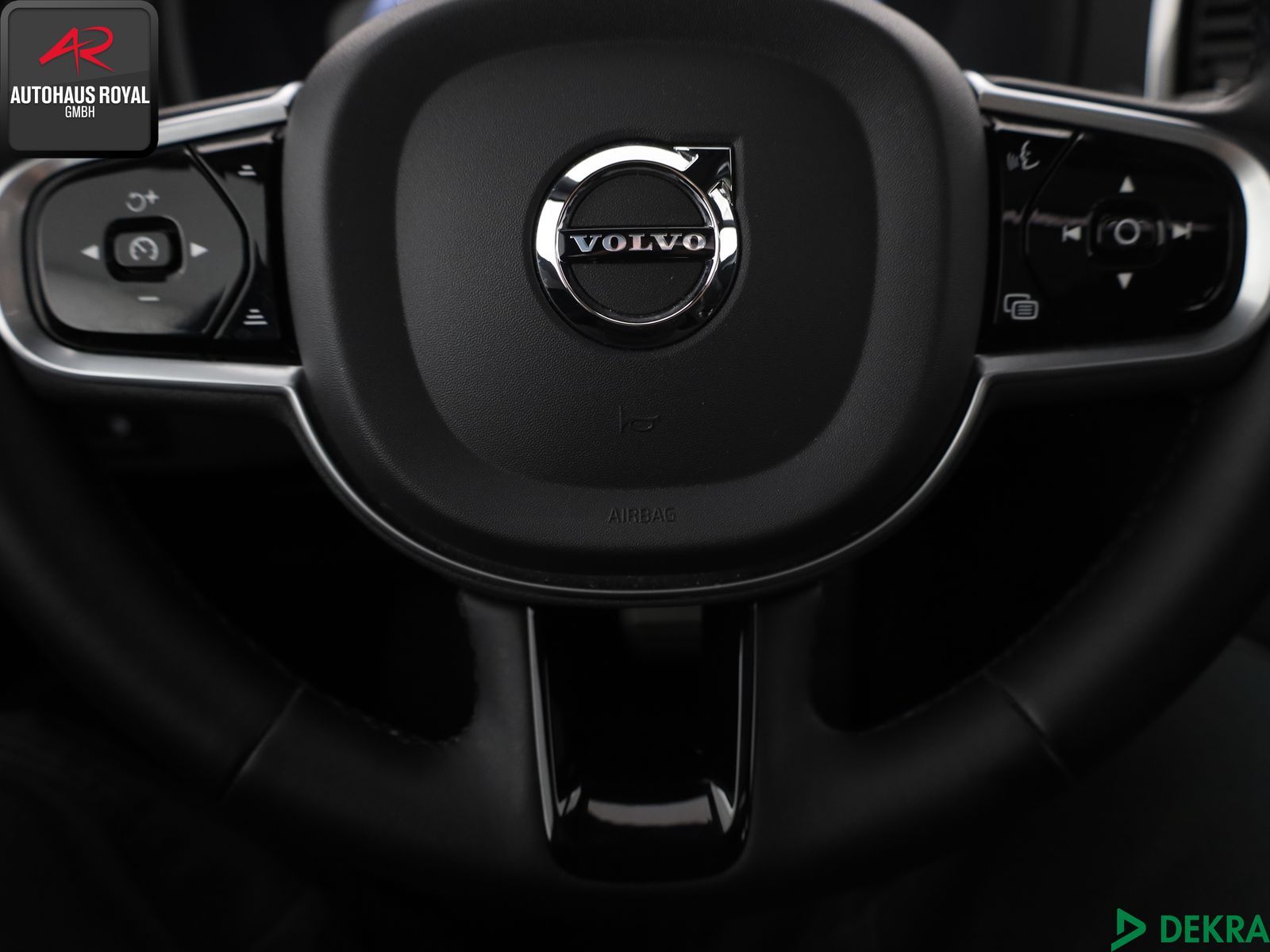 Volvo XC 90 2.0 T8 AWD RECHARGE R DESIGN 7 SITZE,H/K