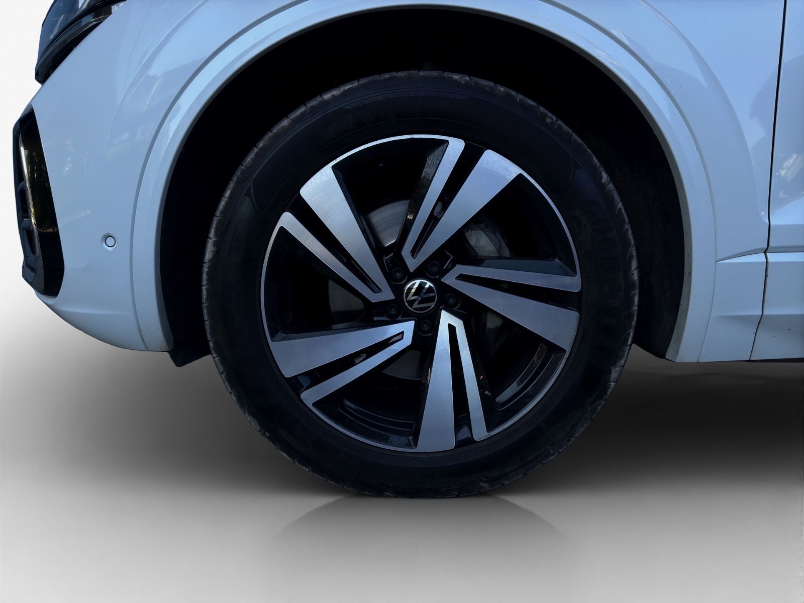 Volkswagen Touareg R-Line°LUFT°NIGHT°MASS°HUD°AHK°360°PANO°