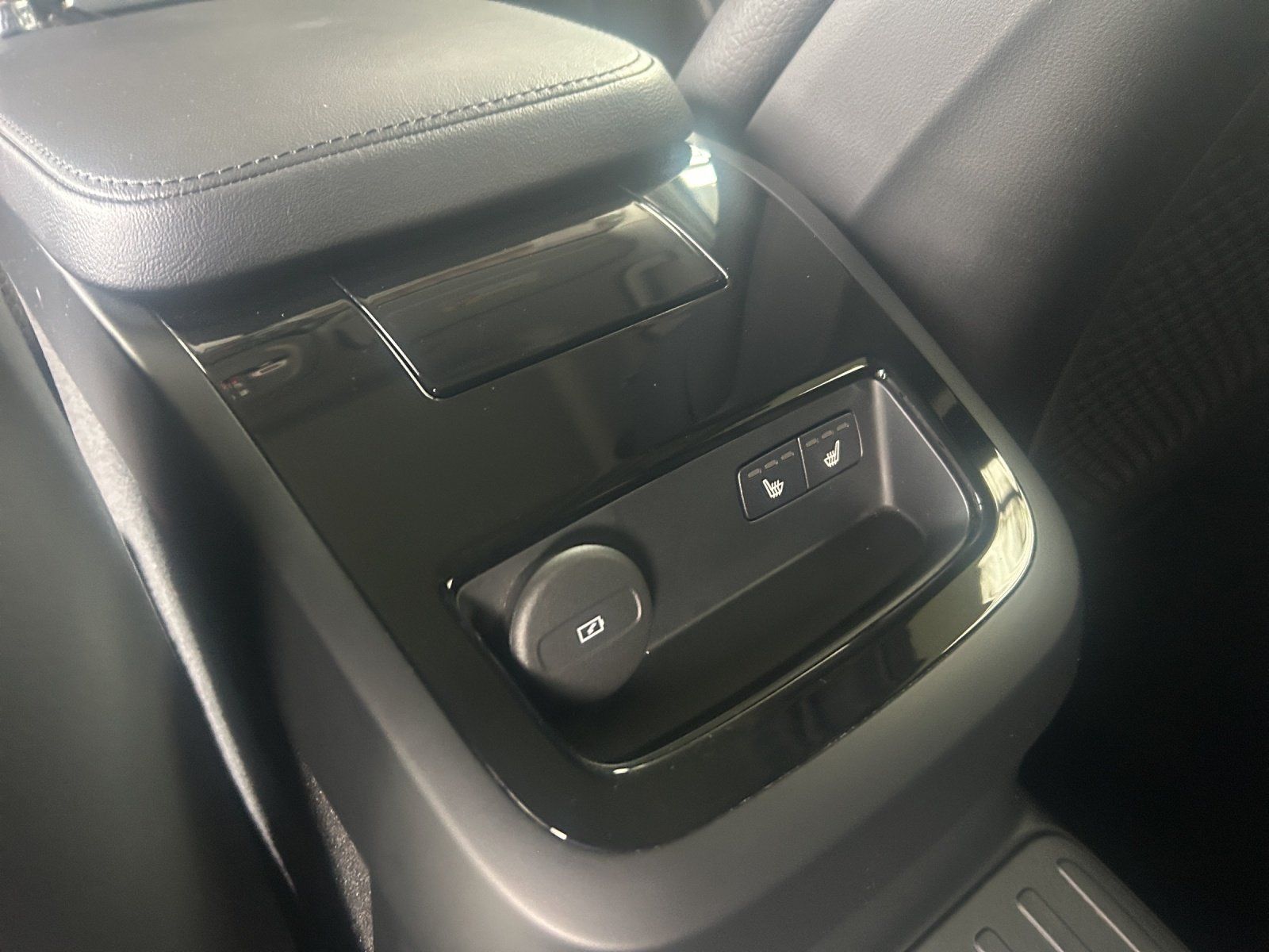 Volvo V60 T8 Plus Bright Bright Recharge