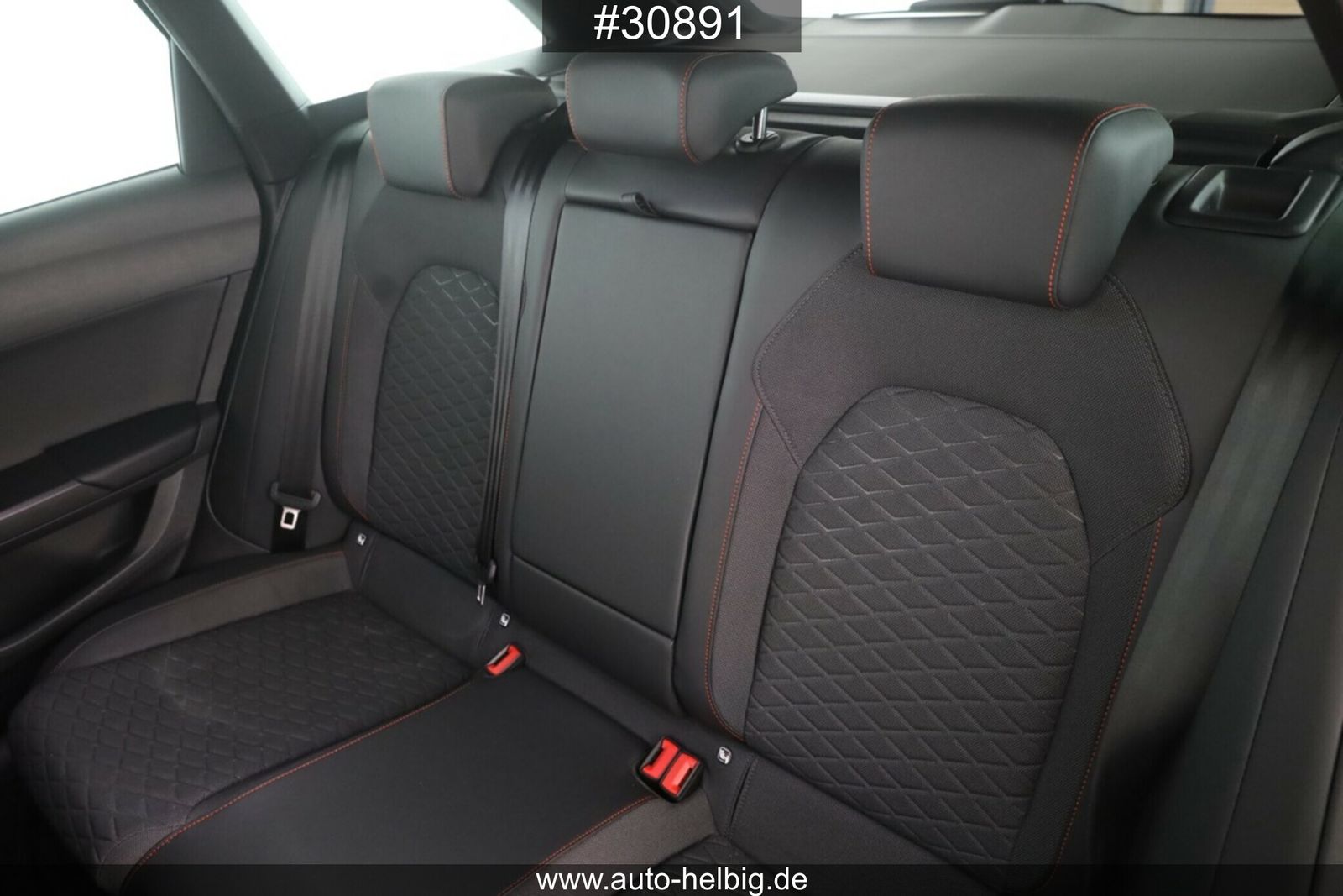 Seat Leon Sportstourer 2.0 TDI FR #AHK#LED#ACC#Cam#
