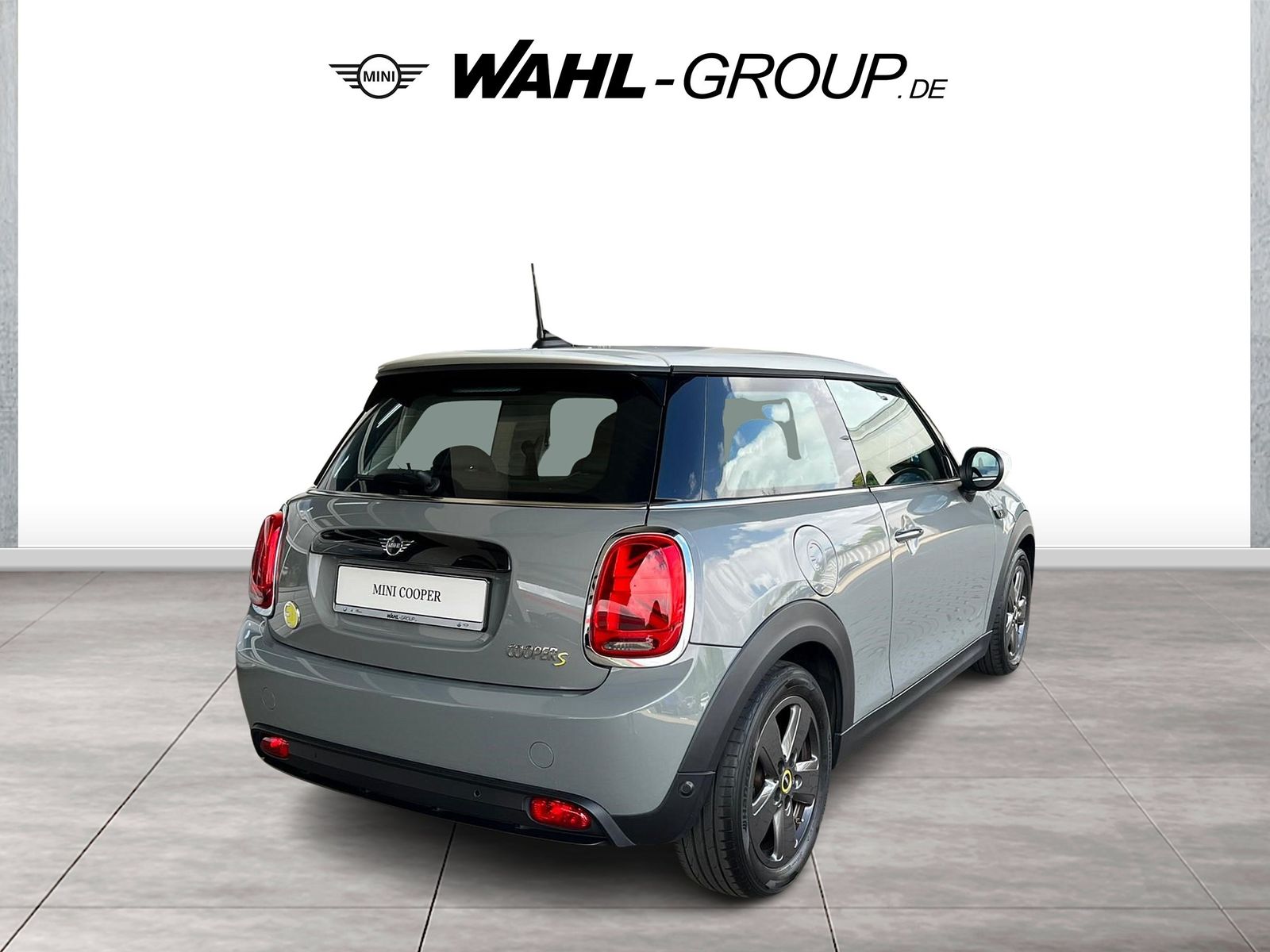 MINI Cooper SE Essential - Samsaru's Car Outlet