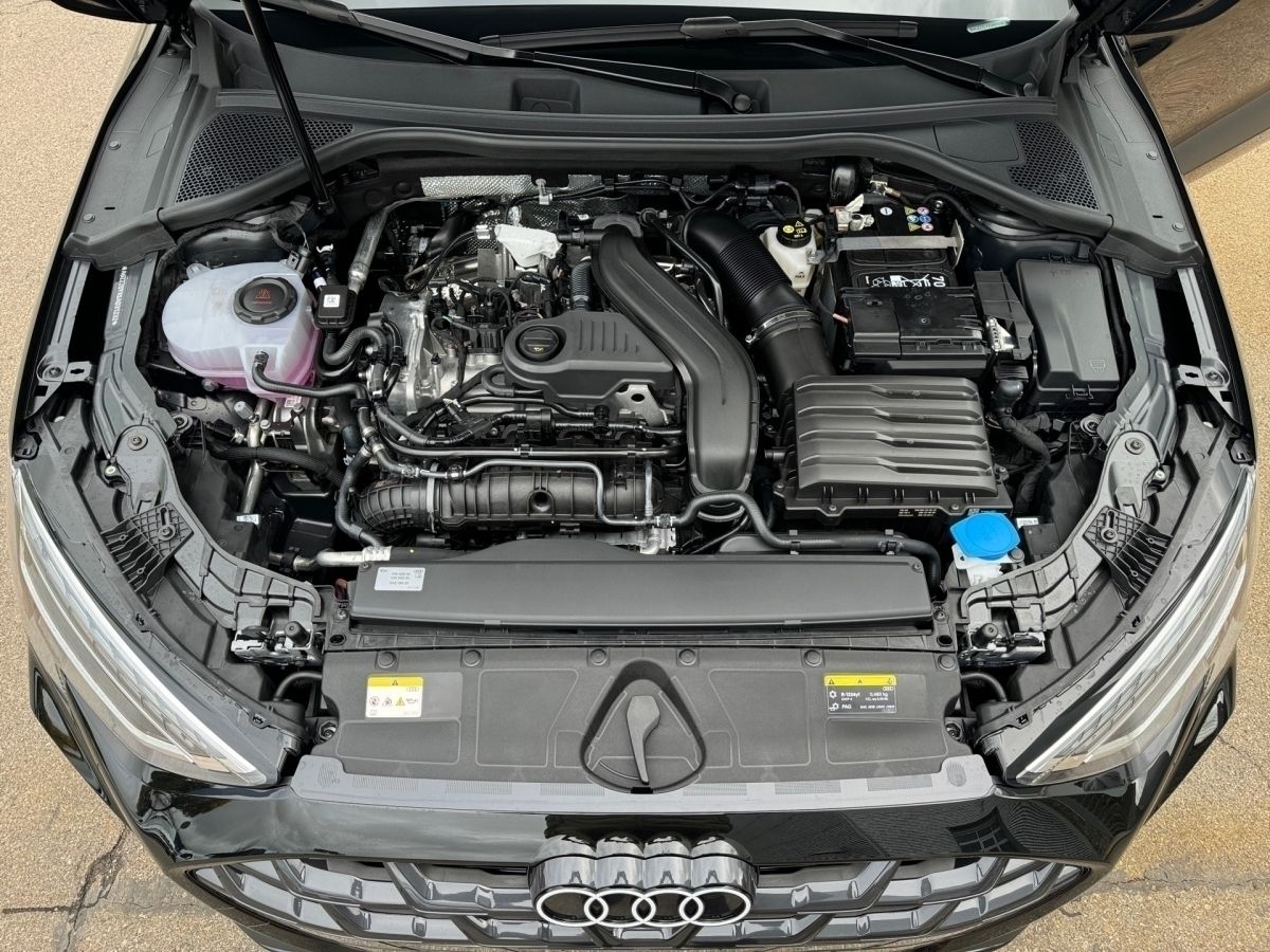Audi A3 Sportback 35 TFSI S line - Samsaru's Car Outlet