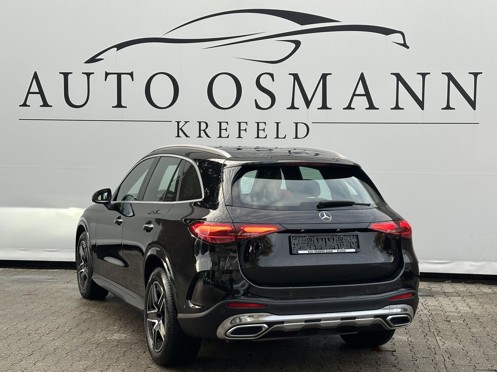 Mercedes-Benz GLC 300 4Matic 9G-TRONIC AMG Line Advanced
