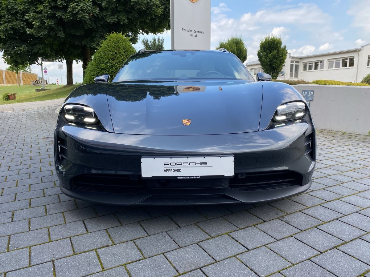 Porsche Taycan GTS Sport Turismo | Head-Up |Beifahrerdis