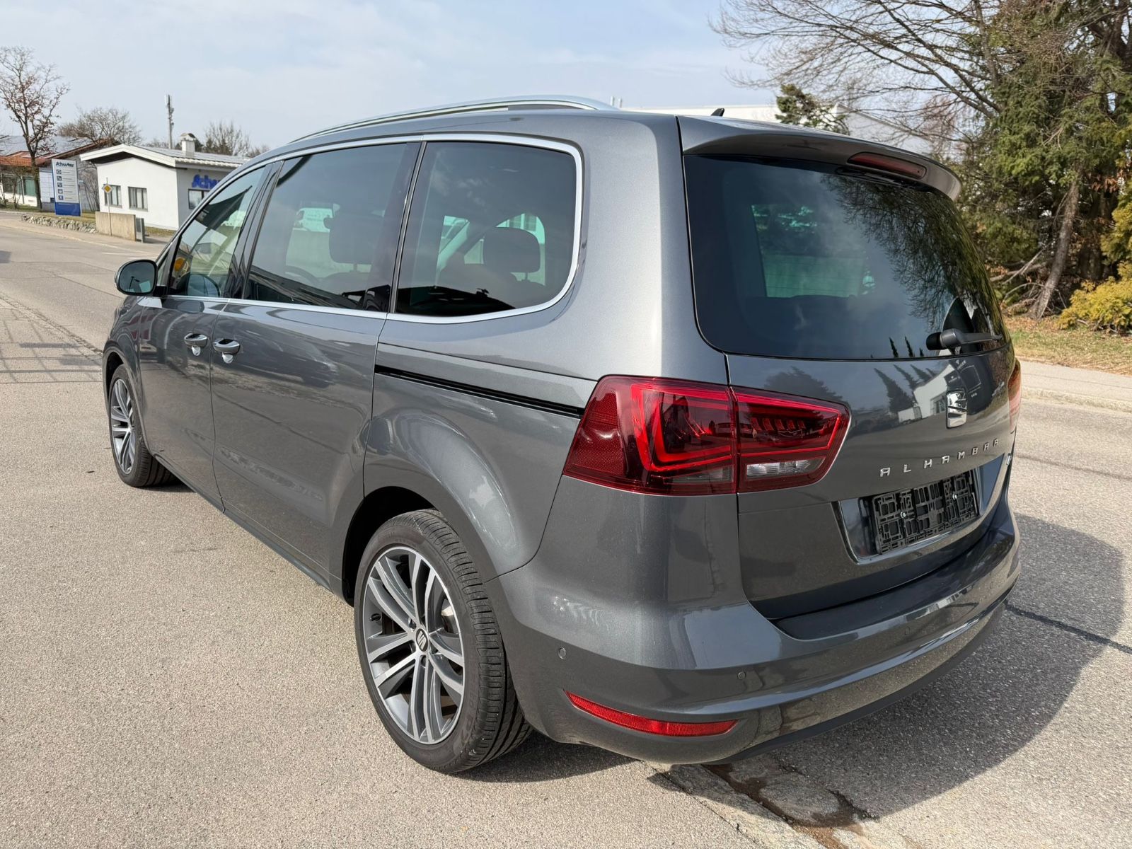 Seat Alhambra FR-Line NAVI/ACC/Bi-XENON/1.Hd