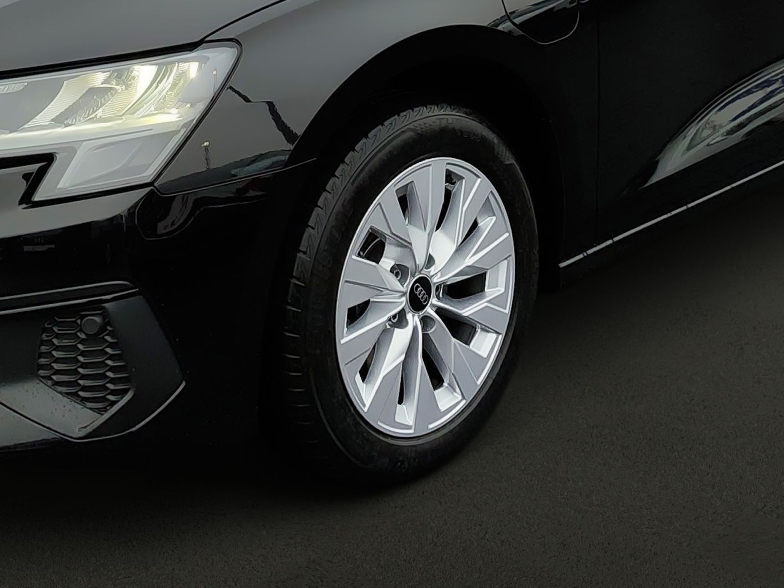 Audi A3 Sportback 40 TFSI e - Samsaru's Car Outlet