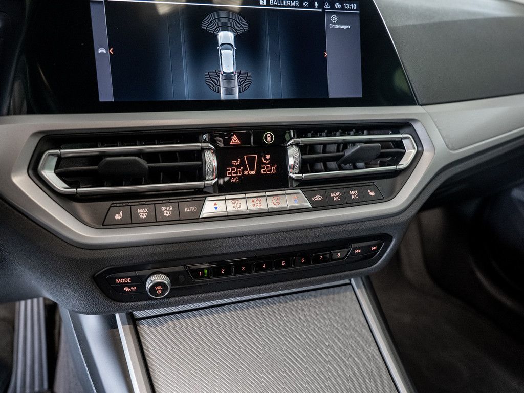BMW 320i Touring Advantage - Samsaru's Car Outlet