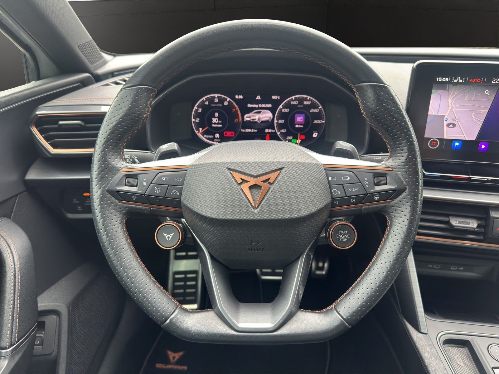 Cupra Leon SP 2.0 TSI VZ 4Drive - Samsaru's Car Outlet