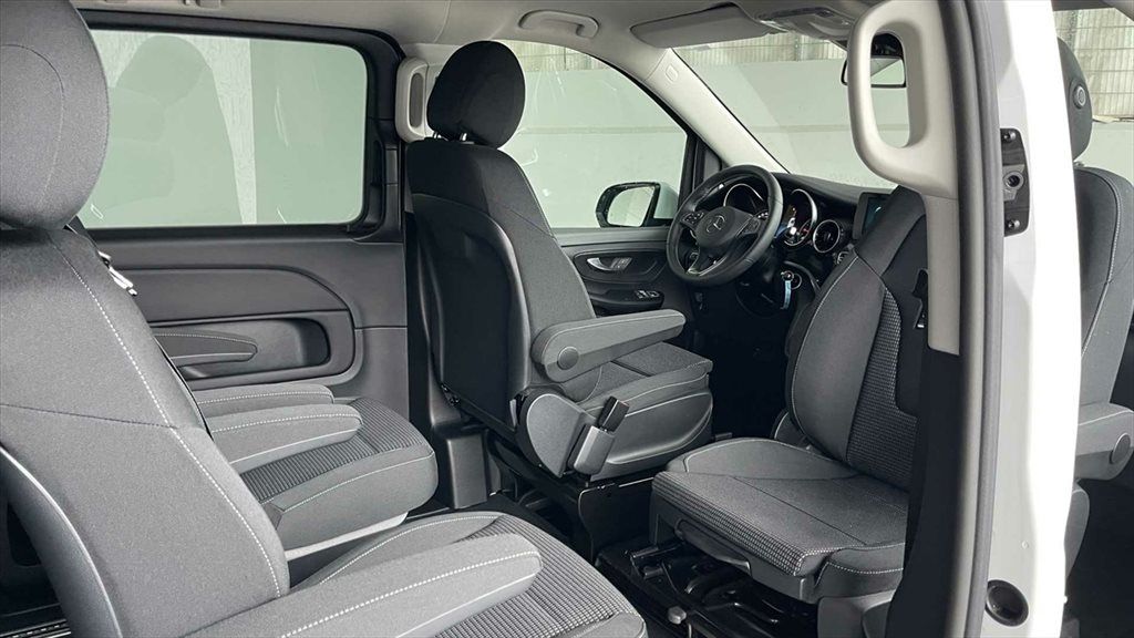 Mercedes-Benz V 250 Vanstar 250d lang Automatic 4Matic - Samsaru's Car Outlet
