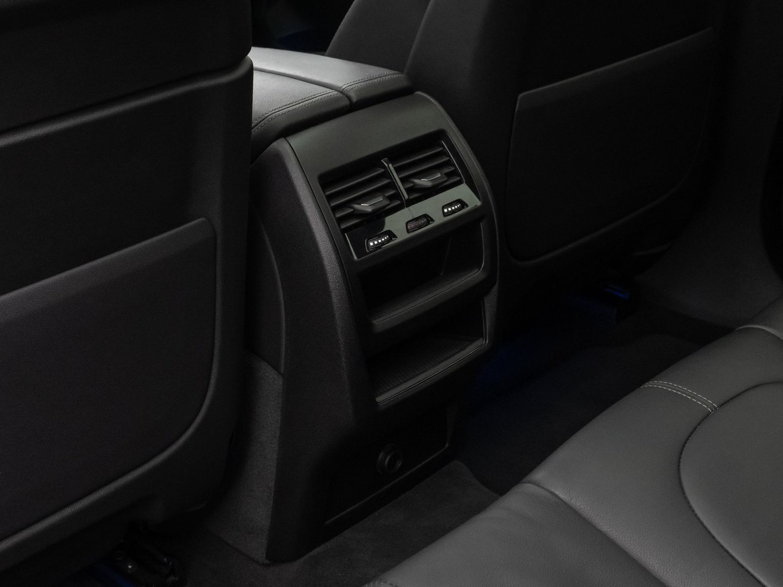 BMW X6 xD30d M Sport - Samsaru's Car Outlet