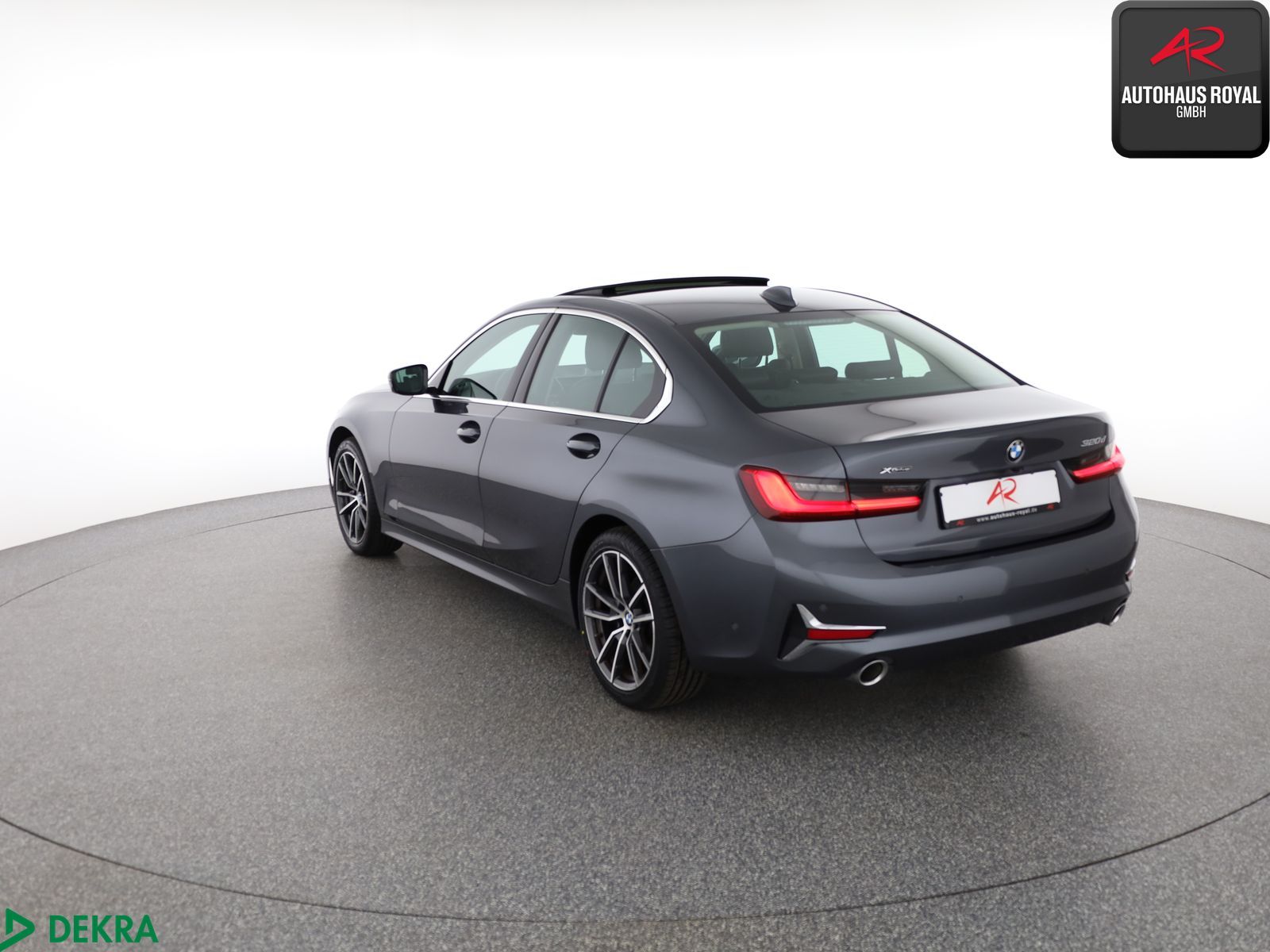 BMW 320 d xDrive LUXURY LINE GLASDACH,ACC,KAMERA,18Z