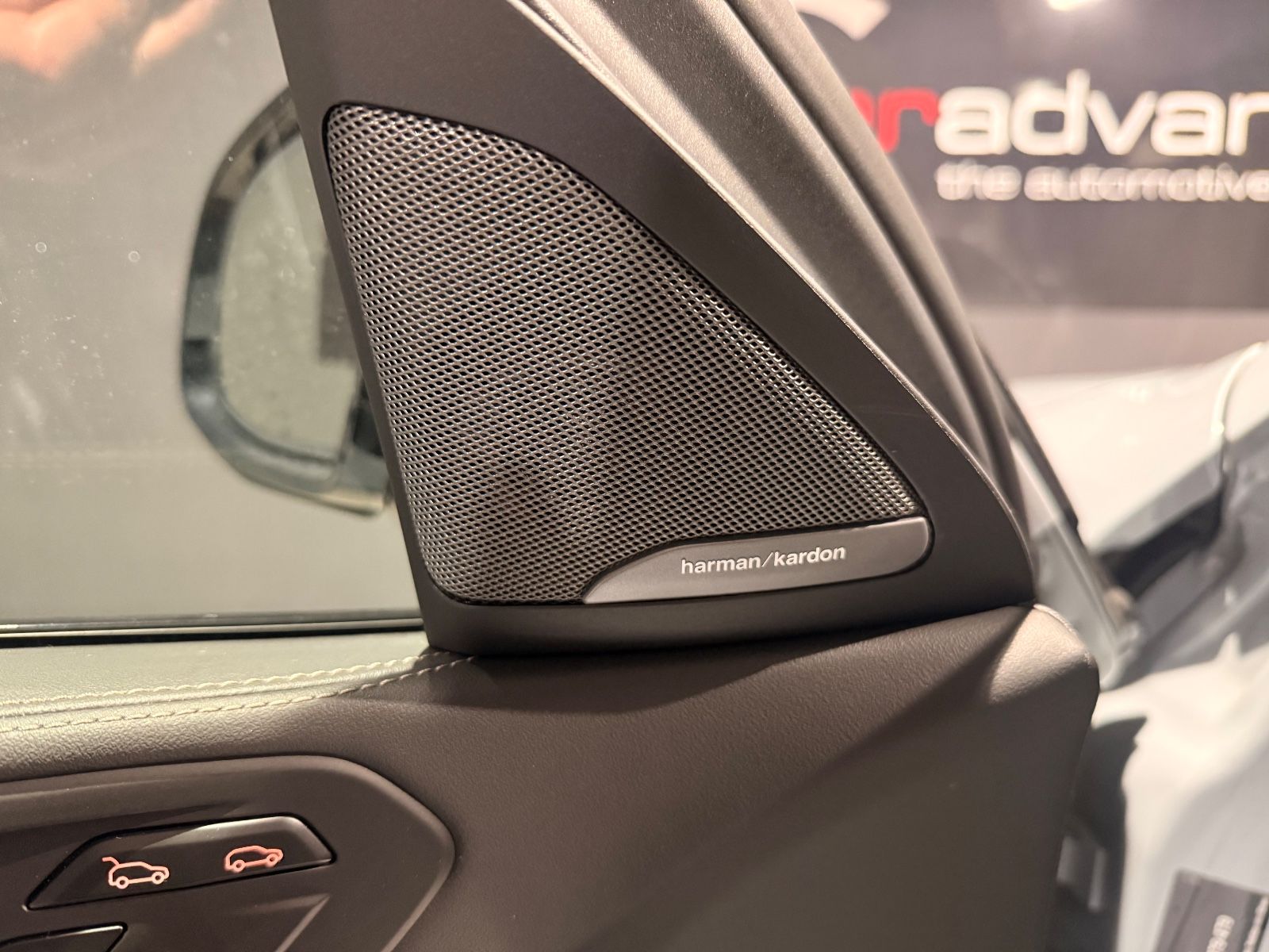 BMW X6 30 d xDrive M Sport Pro 22 Air AHK Pano