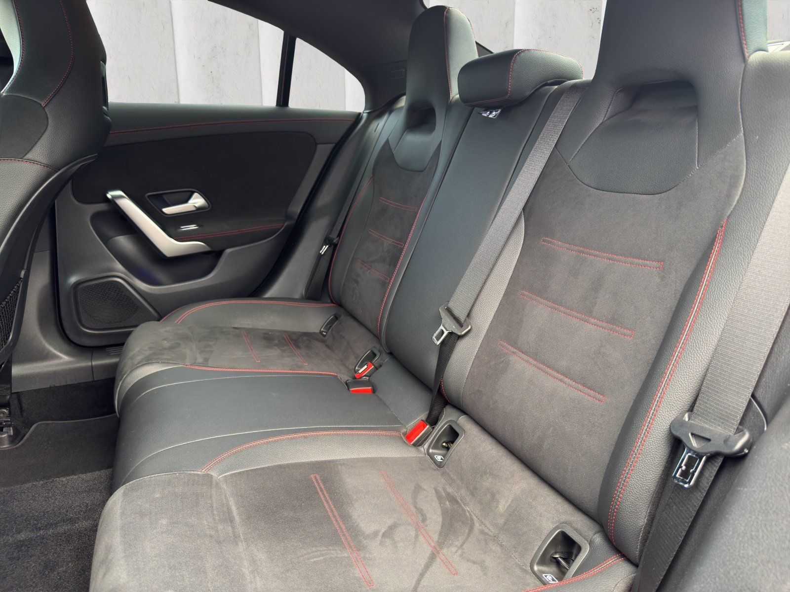 Mercedes-Benz CLA 250 AMG Coupé - Samsaru's Car Outlet