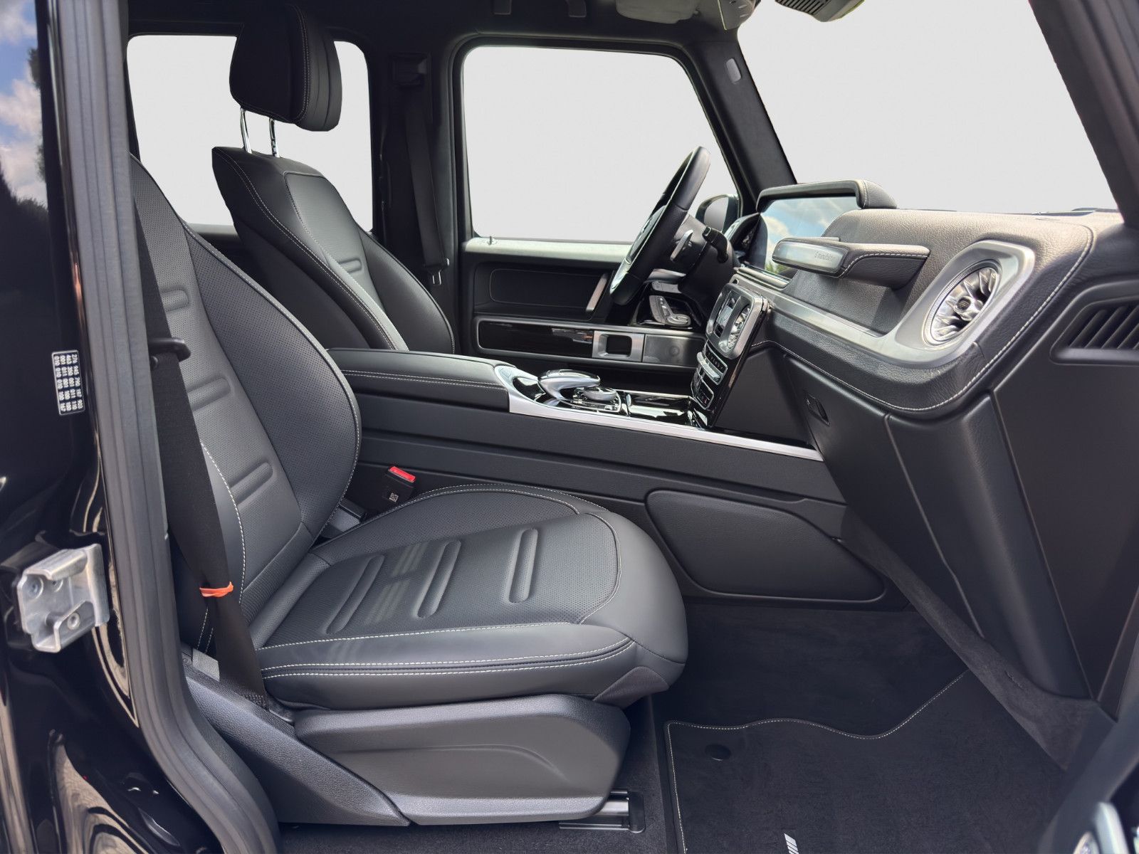 Mercedes-Benz G 400 d AMG - Samsaru's Car Outlet