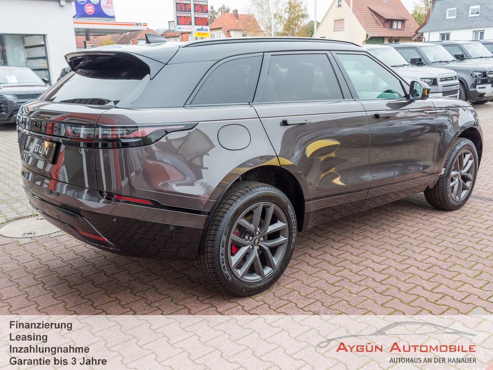 Range Rover Velar D300 DYNAMIC SE AWD - Samsaru's Car Outlet