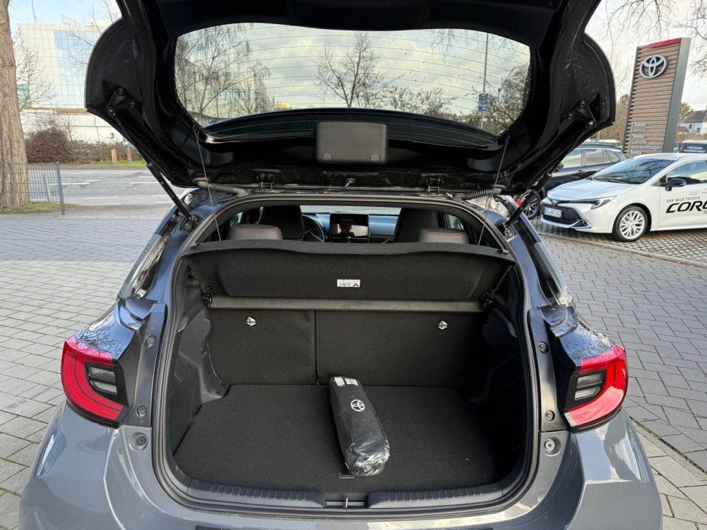 Toyota Yaris Hybrid 130 1.5 VVT-i GR SPORT