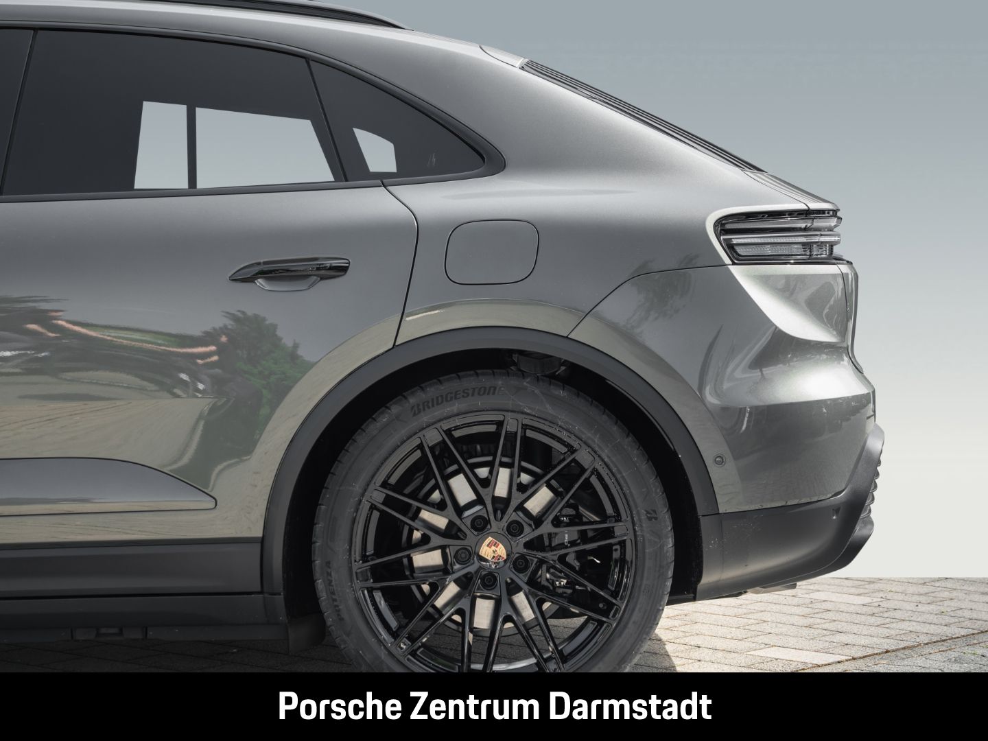 Porsche Macan 4S - Samsaru's Car Outlet