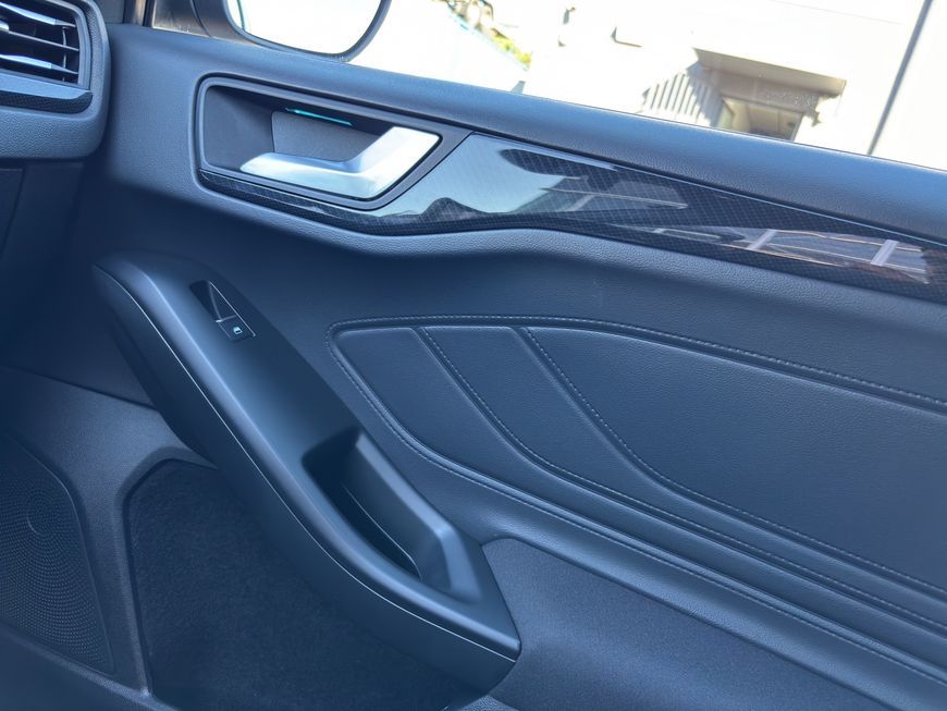 Ford Focus Turnier 1.5 EcoBlue Aut. ST-LINE X +ANHÄNG