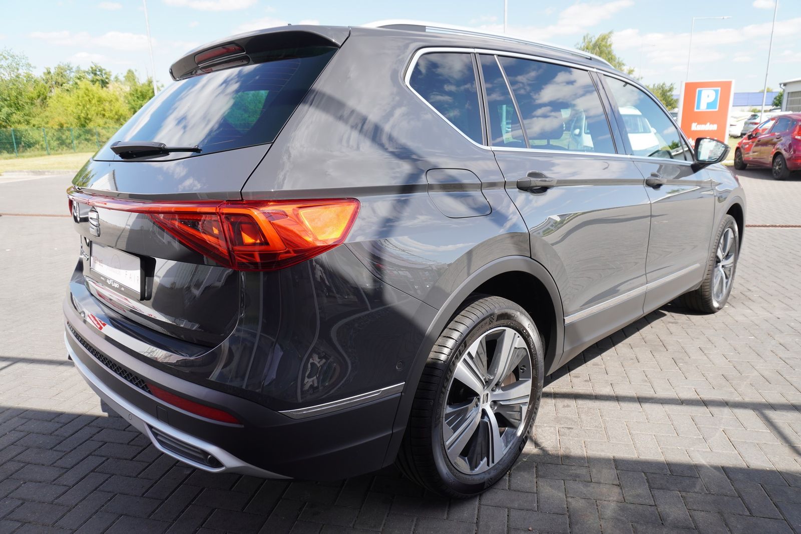Seat Tarraco 2.0 TDI Xcellence - Samsaru's Car Outlet