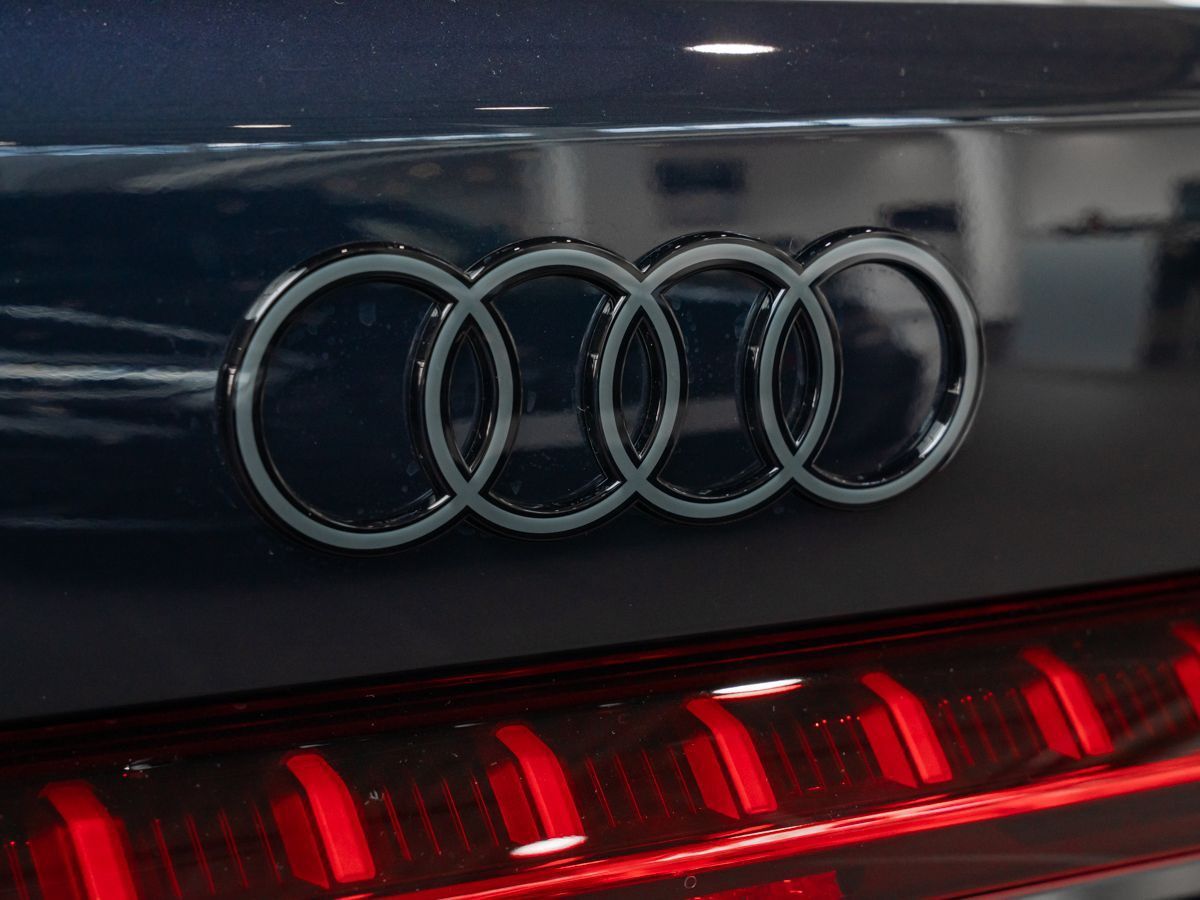 Audi A5 Limousine S-Line Black TFSI quattro TECH PLUS