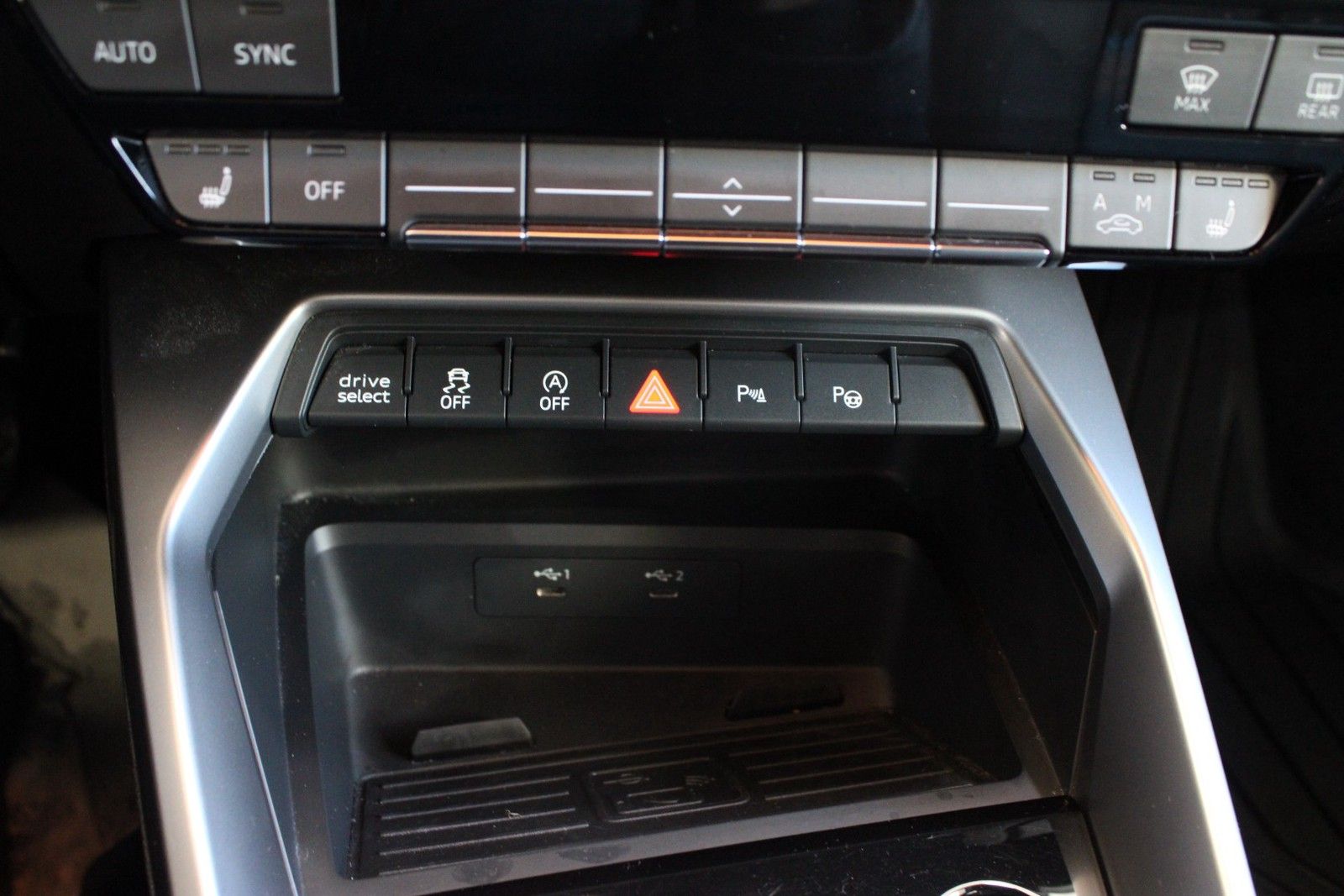 Audi A3 Sportback 35 TFSI Sport - Samsaru's Car Outlet