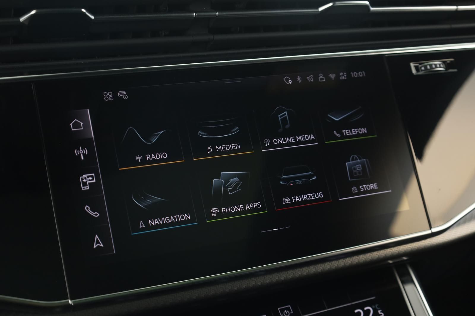 Audi RS Q8 SUV performance Laser Pano Vmax RSAbgas 23