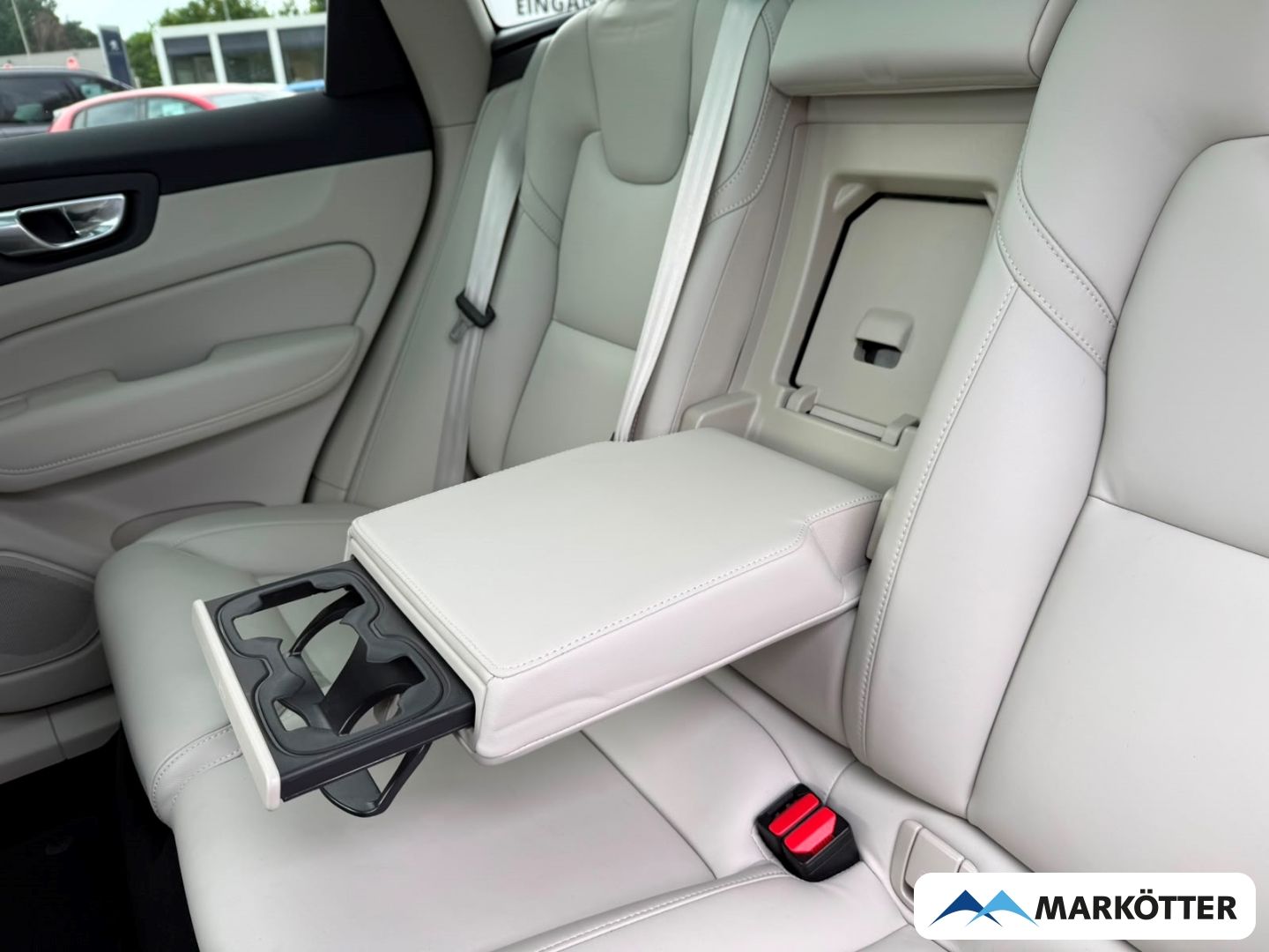 Volvo XC60 T8 AWD Ultimate Bright Recharge AKH/ACC/360