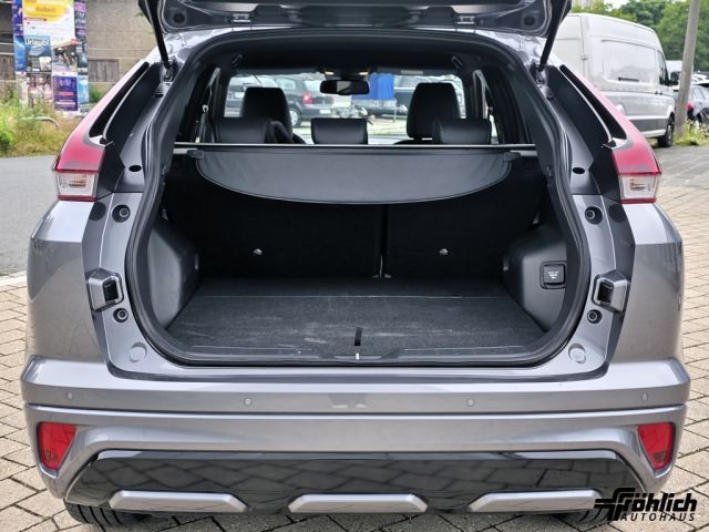 Mitsubishi Eclipse Cross Plug-In Hybrid 4WD Plus Select