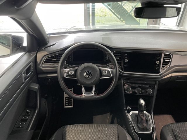 Volkswagen T-Roc 1.5 DSG Sport R-Line - Samsaru's Car Outlet