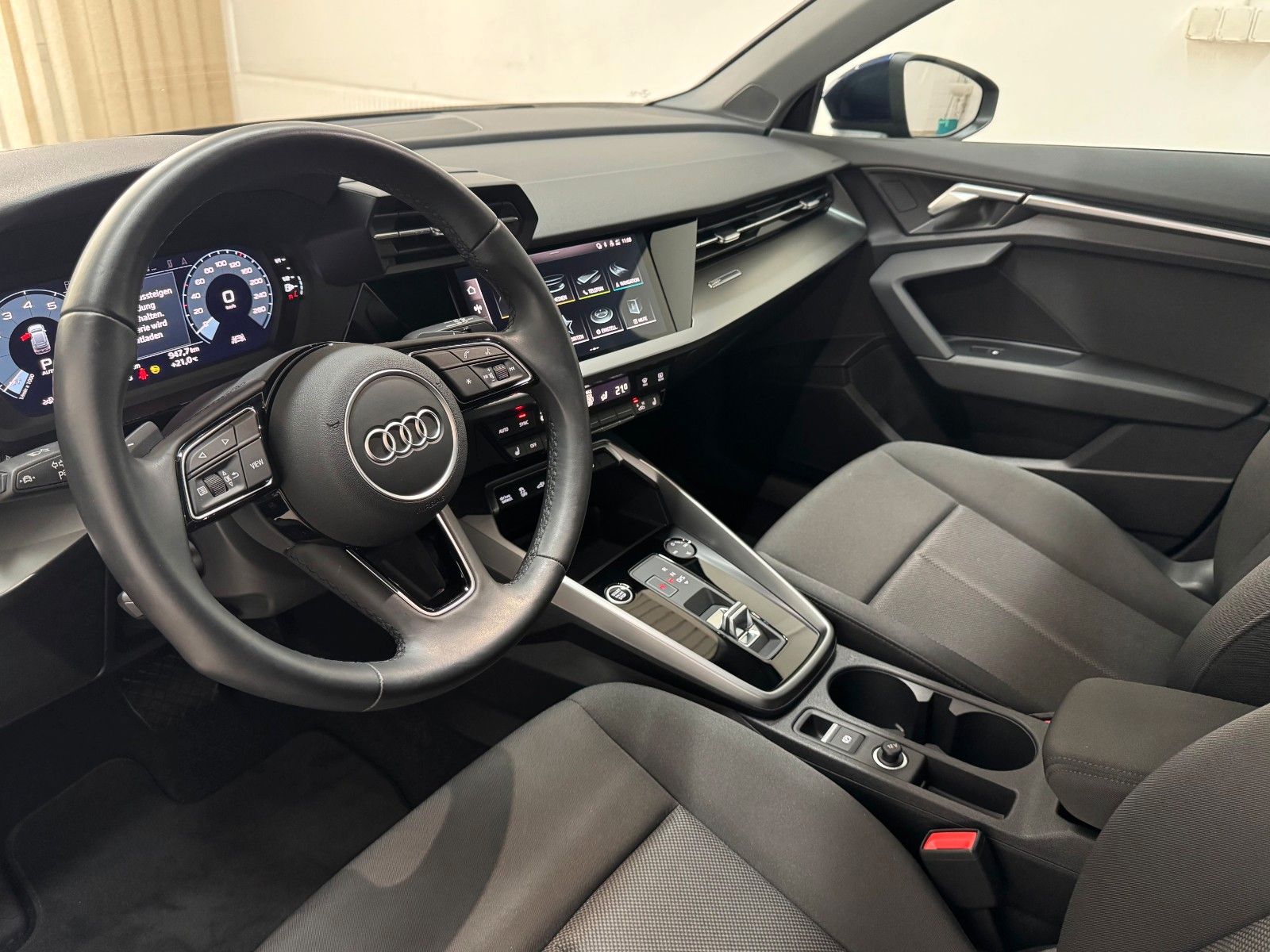 Audi A3 Sportback 40 TFSI e Virtual LED GRA Navi 17"